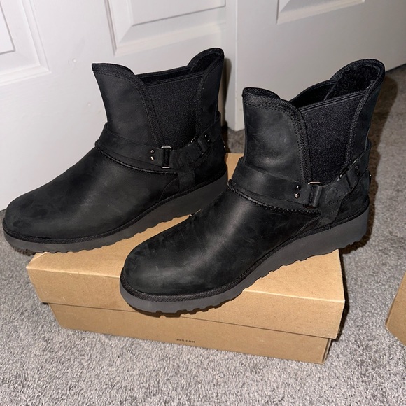 Black Ugg Boots - Picture 3 of 3
